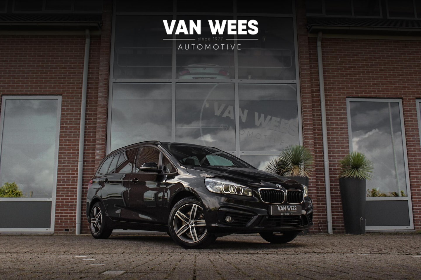 BMW 2-serie Gran Tourer - 218i F46 Centennial Executive 7p. Sport-Line | 7 persoons | Automaat | Trekhaak | 2e eigen - AutoWereld.nl