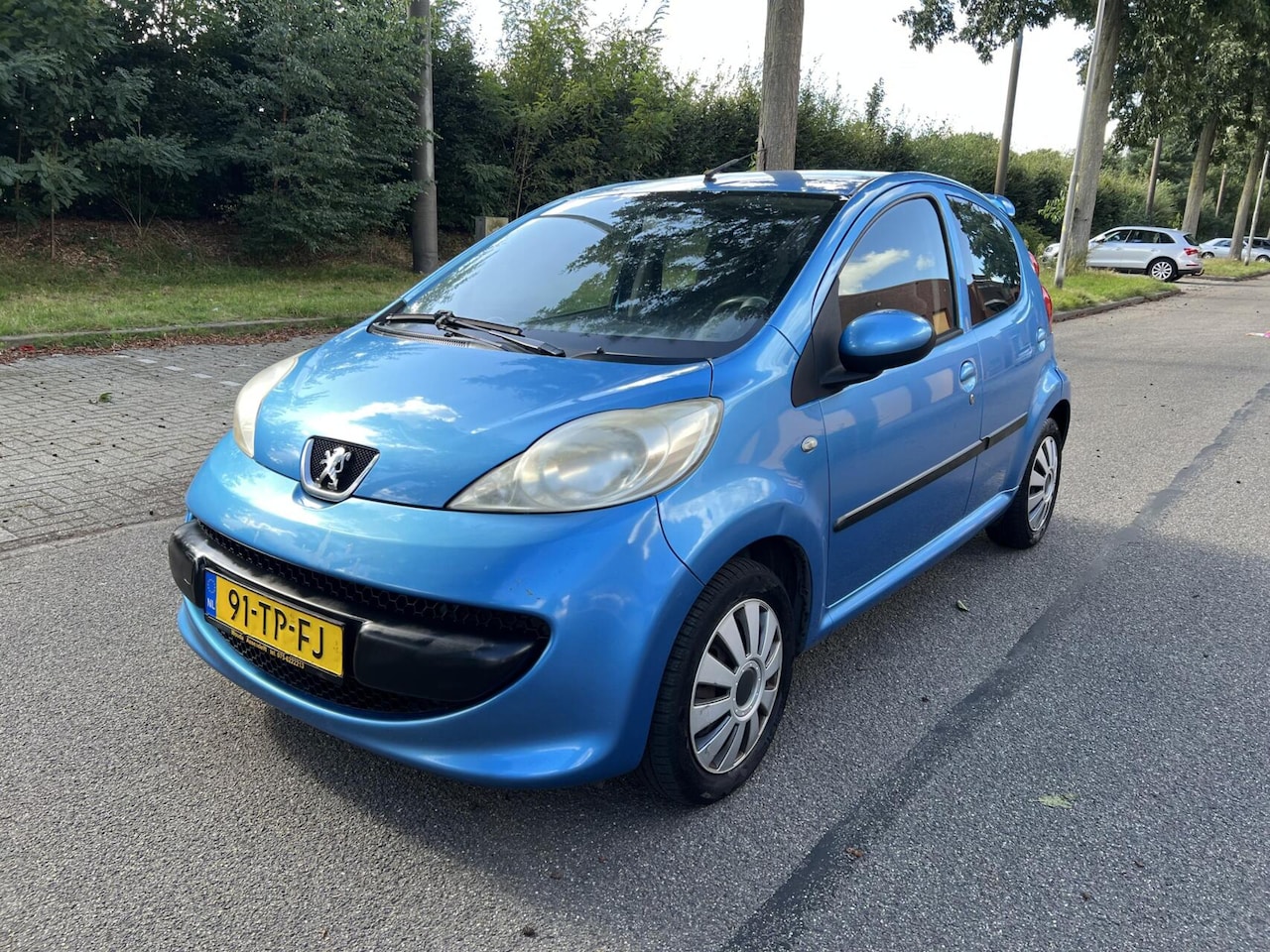 Peugeot 107 - 1.0 NIEUWE APK - AutoWereld.nl