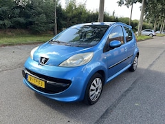 Peugeot 107 - 1.0 NIEUWE APK