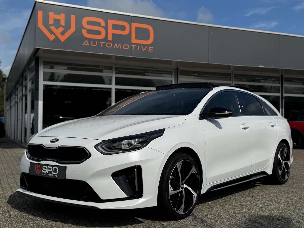 Kia Pro cee'd - 1.0 T-GDI GT-PlusLine|LED|Pano|JBL|Full options! - AutoWereld.nl