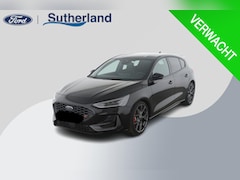 Ford Focus - 2.3 EcoBoost ST-3 | 280pk Automaat | Performance Pack | AGR-stoelen | Winter Pack | Adapti