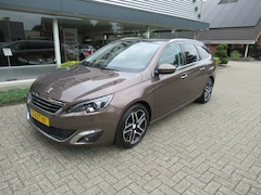Peugeot 308 SW - 1.2 e-THP Première met gereviseerde motor