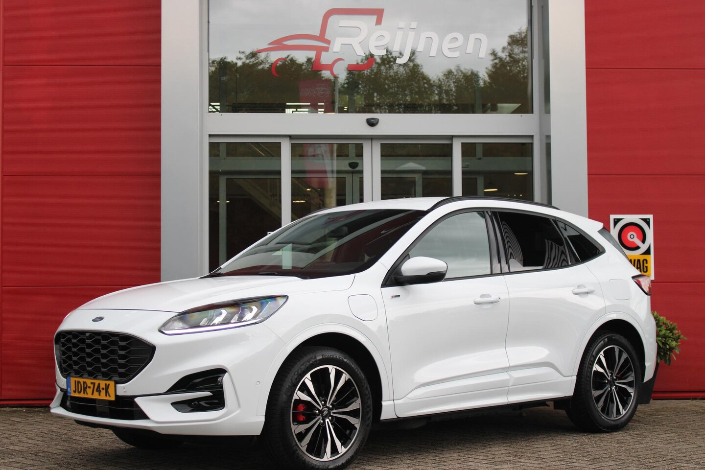 Ford Kuga - 2.5 PHEV 225PK ST-LINE X | NAVIGATIE | STUUR / STOELVERWARMING | ACHTERBANK VERWARMING | D - AutoWereld.nl