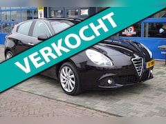 Alfa Romeo Giulietta - 1.4 T Distinctive INCL NWE APK EN SERVICEBEURT