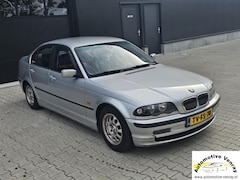 BMW 3-serie - 323i Executive