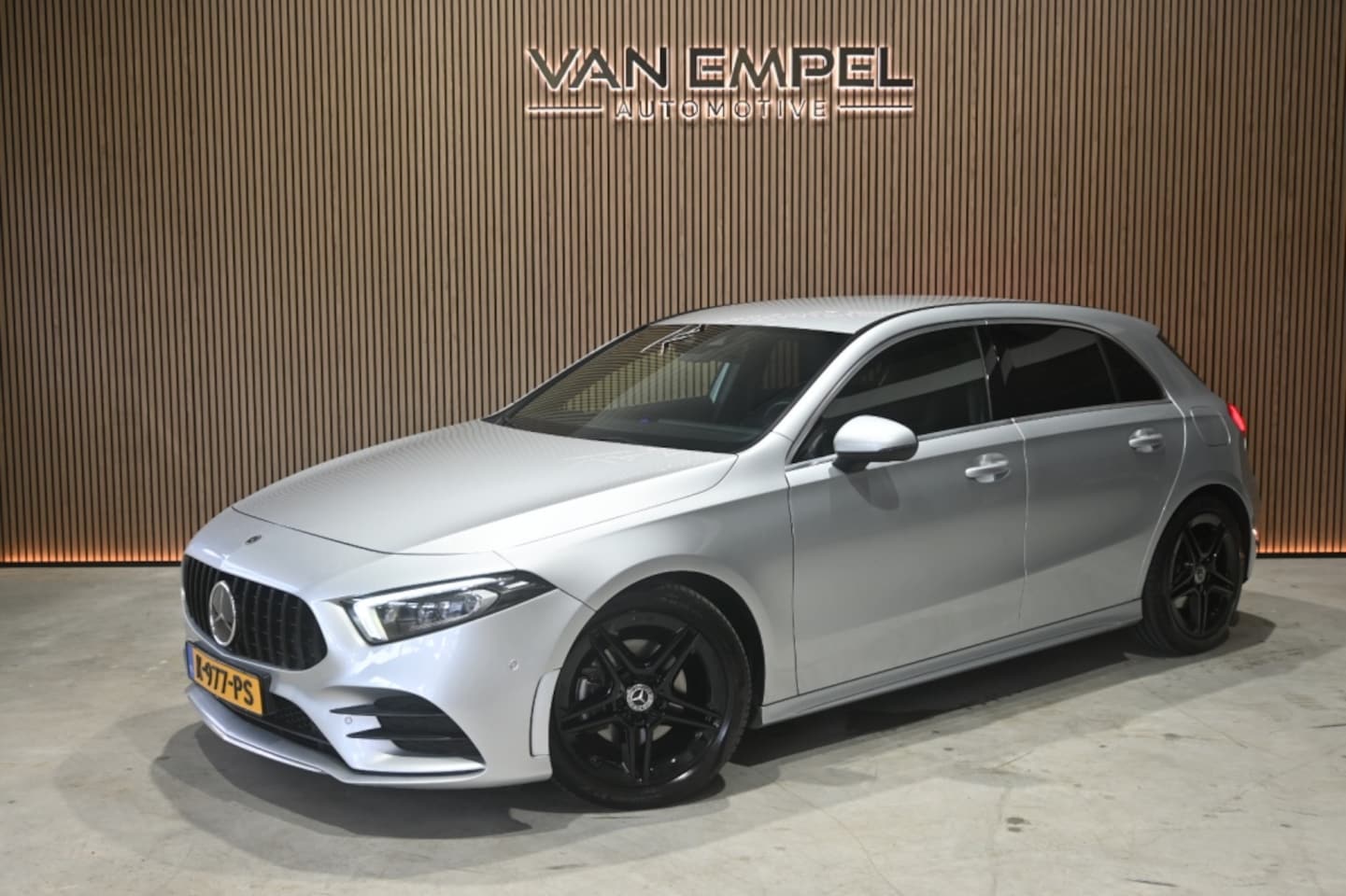 Mercedes-Benz A-klasse - 200 AMG pakket sfeer verlichting - AutoWereld.nl