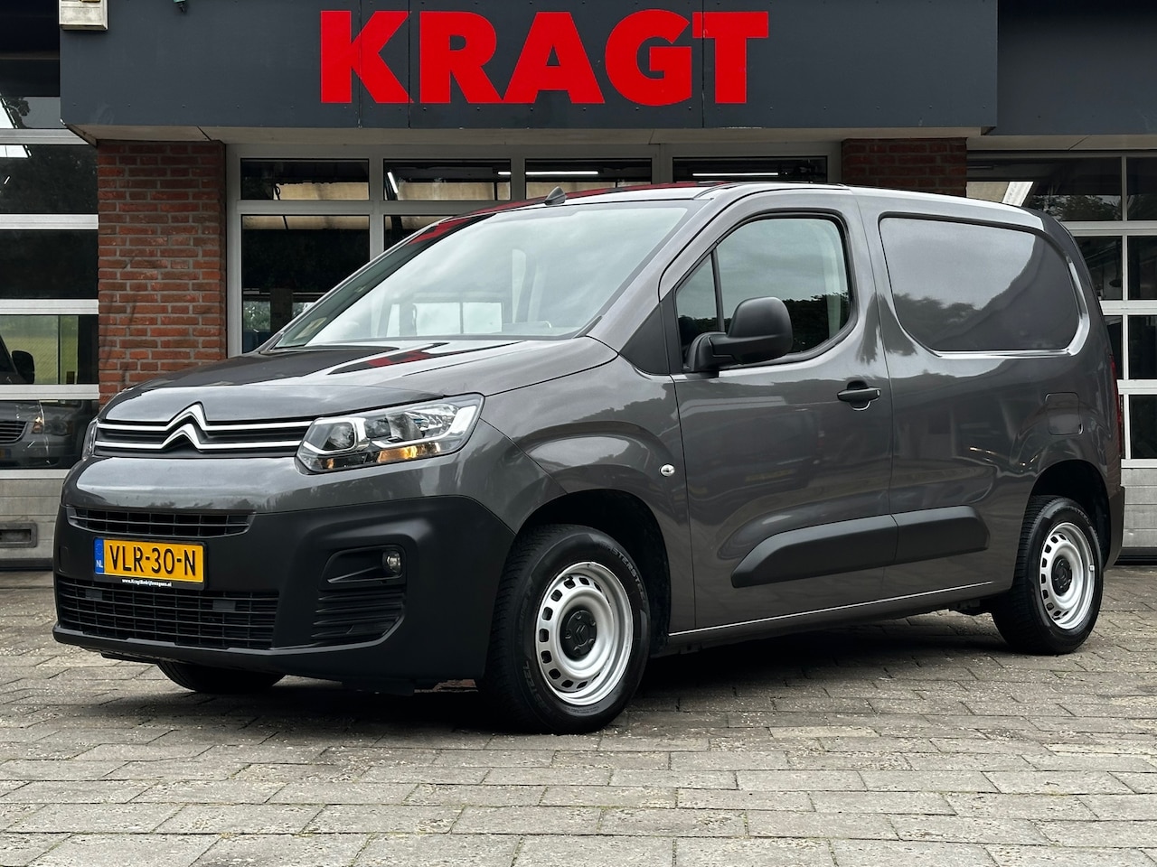 Citroën Berlingo - 1.5 BlueHDI Club EURO6/NAVI/CRUISE/AIRCO/METALLIC LAK/DEALER ONDERHOUDEN/1e EIG/ - AutoWereld.nl
