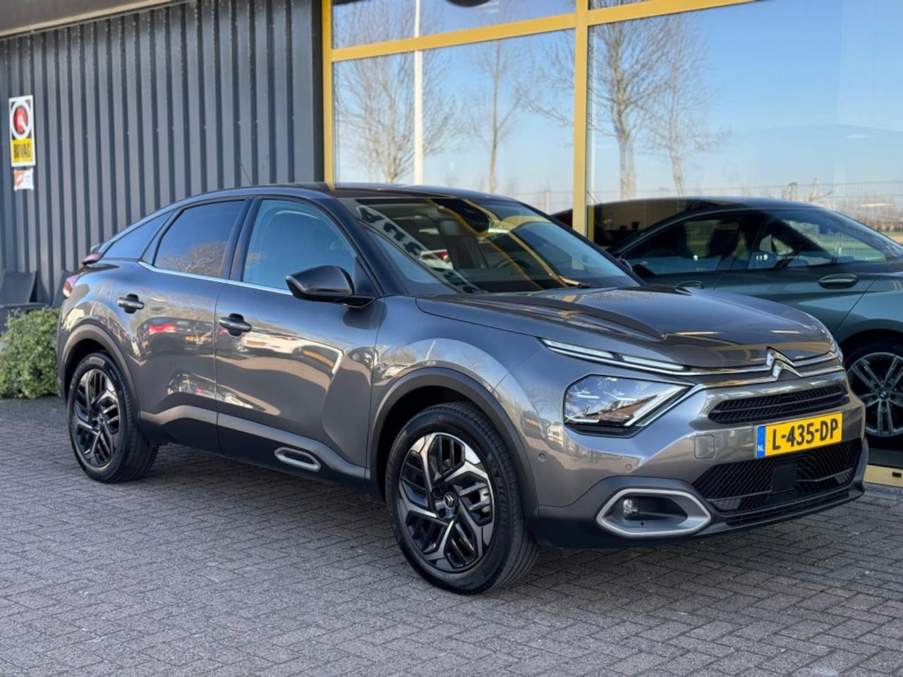 Citroën C4 - 1.2 PT. Shine - AutoWereld.nl