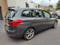 BMW 2-serie Gran Tourer - 218i 7 persoons | Trekhaak | Navigatie | 18"velgen | extra winterbanden set | LED