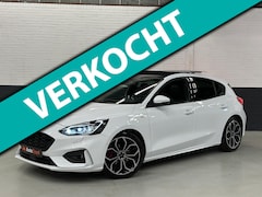 Ford Focus - 1.5 EcoBoost ST Line Business / Pano / CarPlay / Navi / B&O