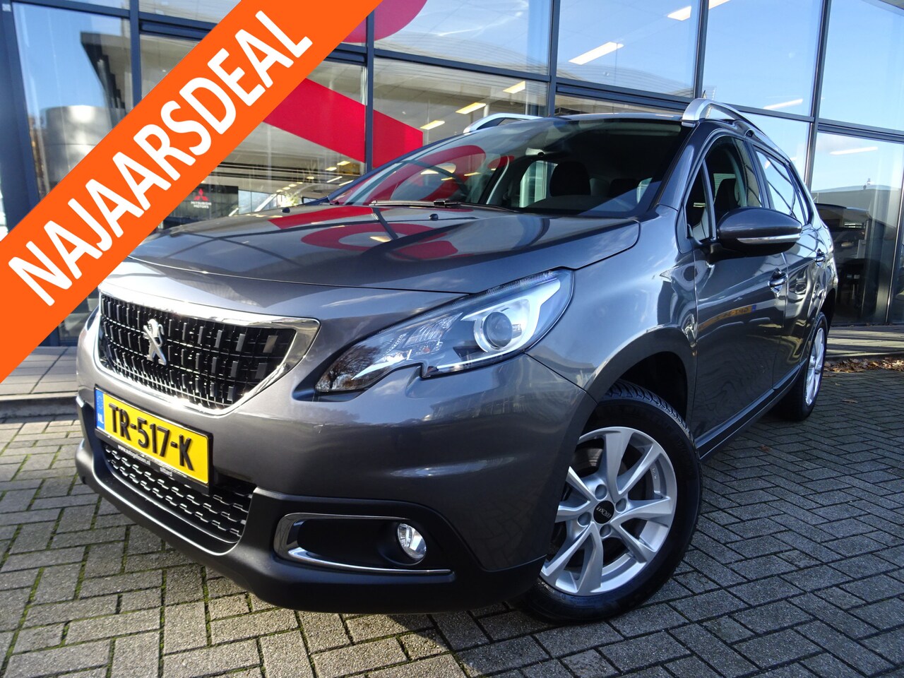 Peugeot 2008 - 1.2 PureTech Blue Lion 130 PK | NAVIGATIE | TREKHAAK | CRUISE CONTROL | APPLE CARPLAY | AN - AutoWereld.nl