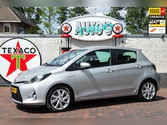 Toyota Yaris - 1.5 Full Hybrid Dynamic Automaat +NAP NL-auto