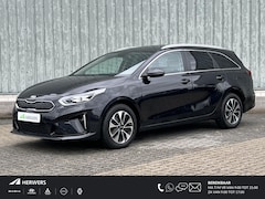 Kia Cee'd Sportswagon - Ceed 1.6 GDI PHEV DynamicPlusLine / Automaat / Parkeersensoren / Achteruitrijcamera / Stoe