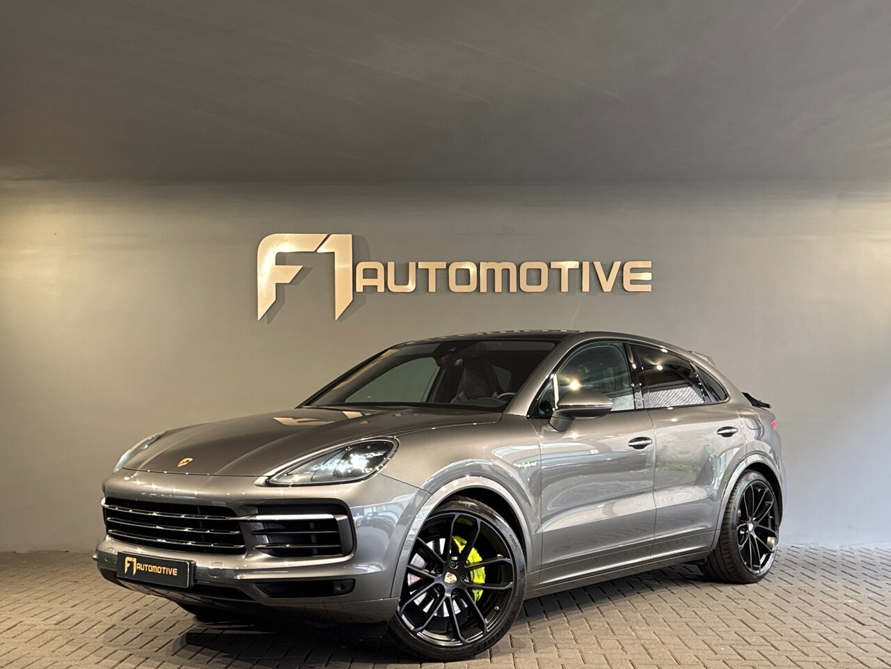 Porsche Cayenne Coupé - 3.0 E-Hybrid Pano|Garantie|BTW|Trekhaak - AutoWereld.nl