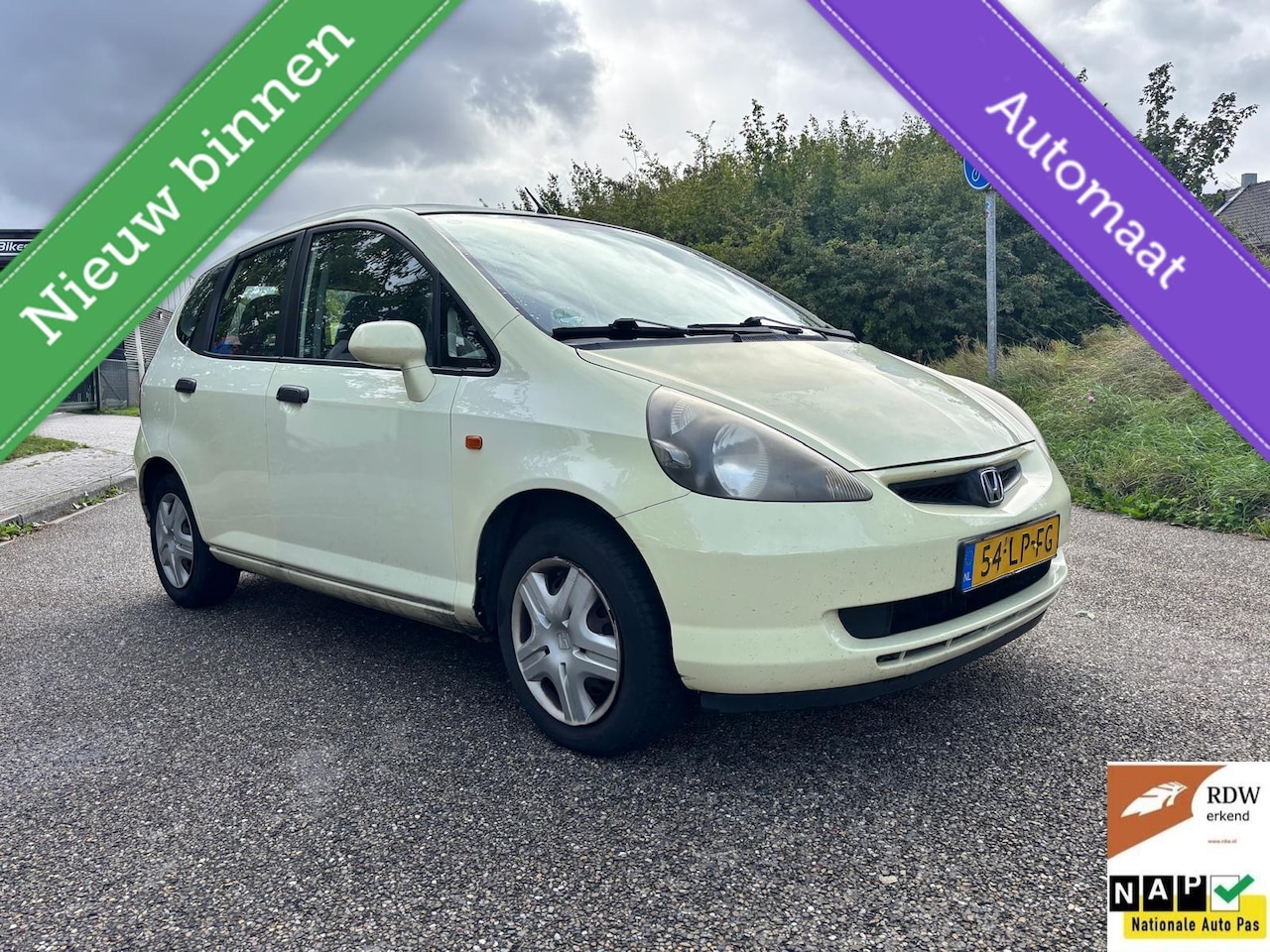 Honda Jazz - 1.4 LS Automaat 2003 Airco/Pano/CV/APK6-2026 - AutoWereld.nl
