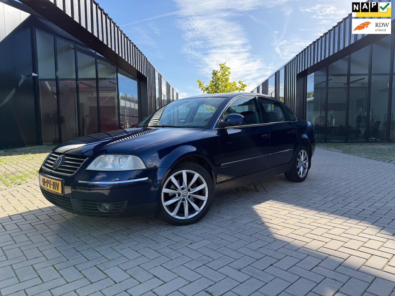 Volkswagen Passat - 1.8 Turbo Turijn Automaat Clima NL Auto NAP - AutoWereld.nl