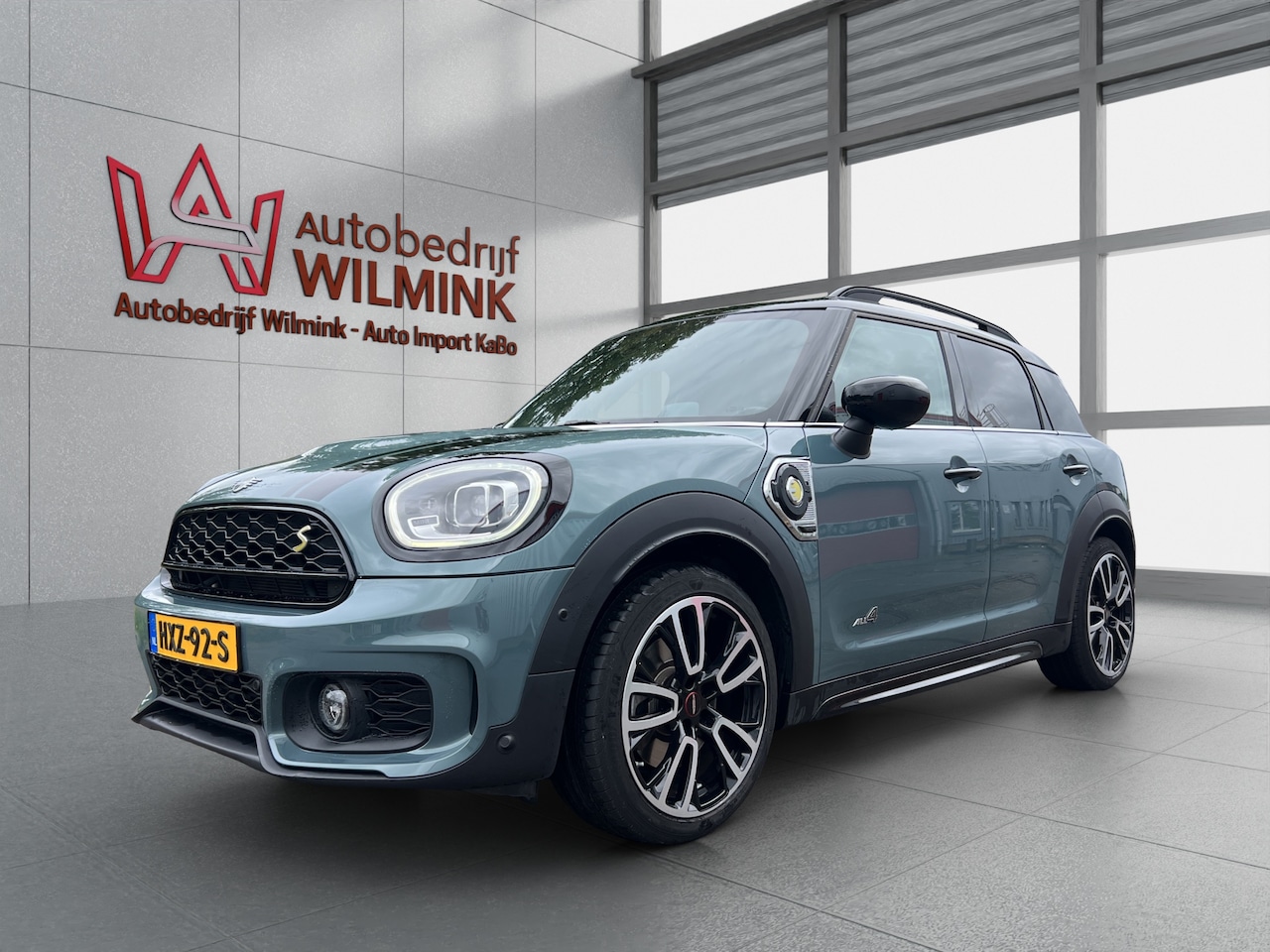 MINI Countryman - 2.0 Cooper S E ALL4 John Cooper Works Trim Performance Control H&K Pano HUD Alarm - AutoWereld.nl