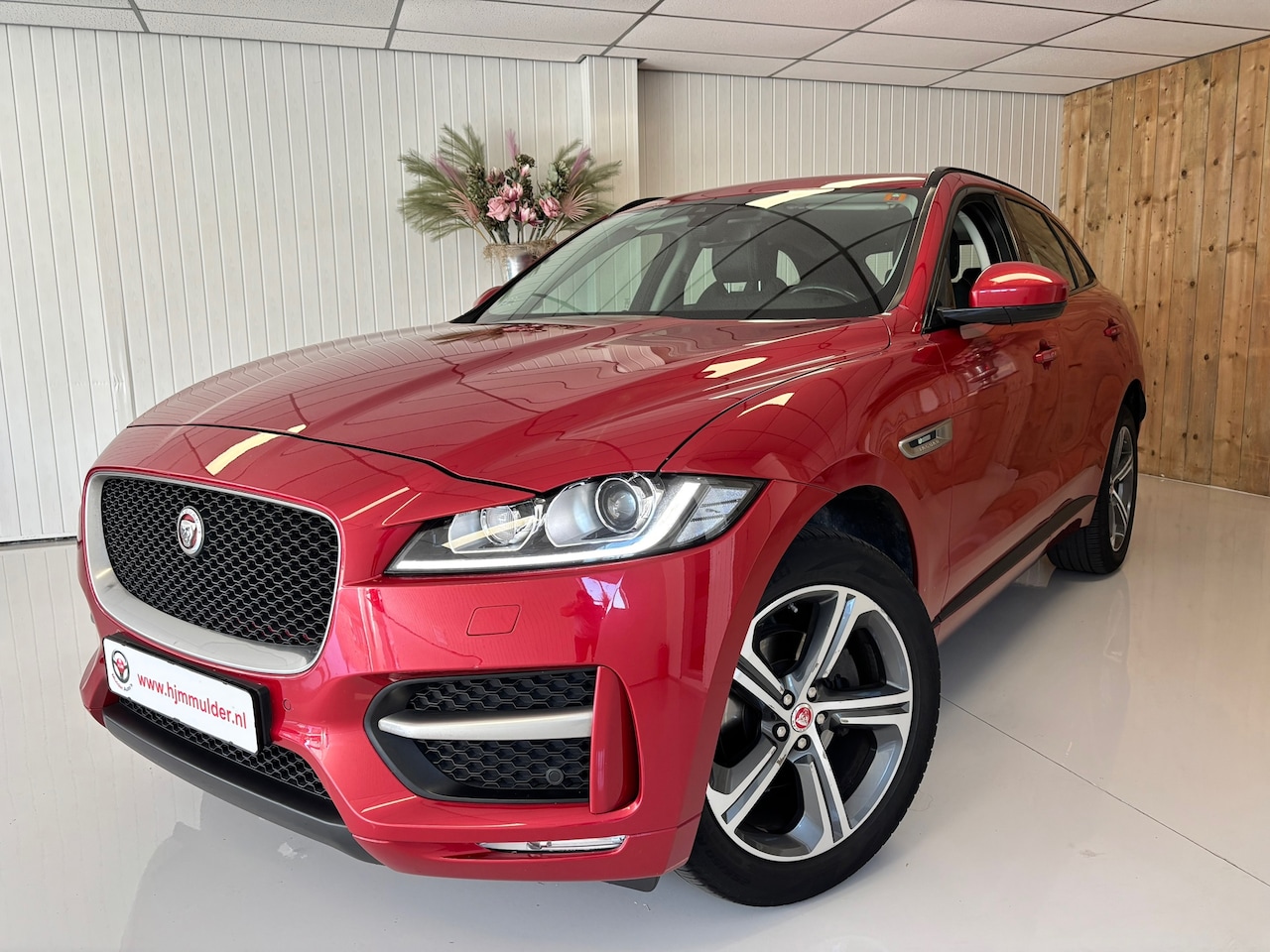 Jaguar F-Pace - 2.0 R-SPORT, AUTOMAAT, AWD, NAVI, CAMERA, INCL. BTW, ETC... - AutoWereld.nl