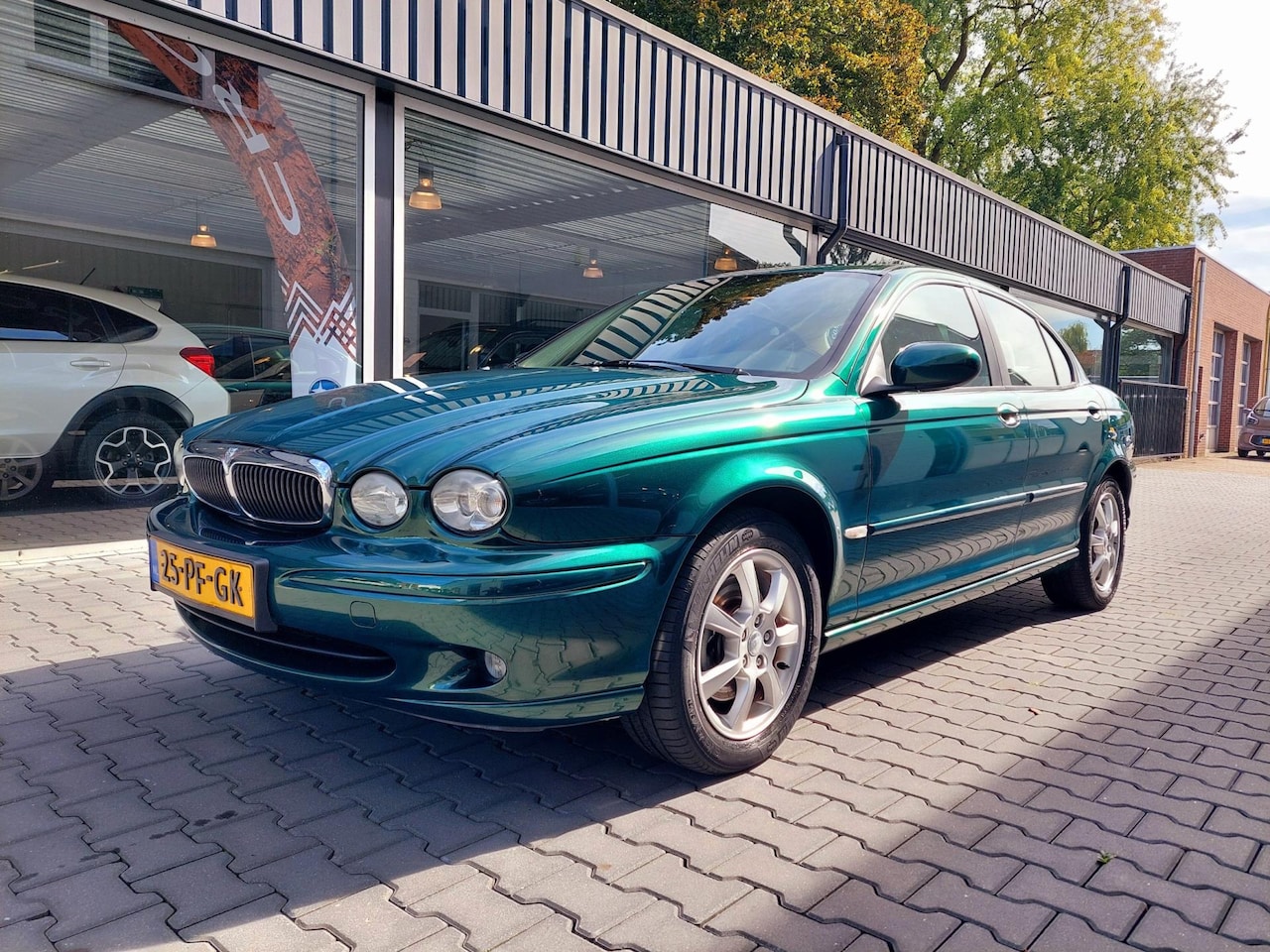Jaguar X-type - 2.0 V6 Business Edition 21 jaar dezelfde eigenaar 114.000KM NAP Origineel NL Clima Cruise - AutoWereld.nl