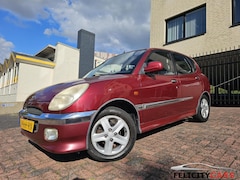 Daihatsu Sirion - 1.3-16V S weinig km met nap