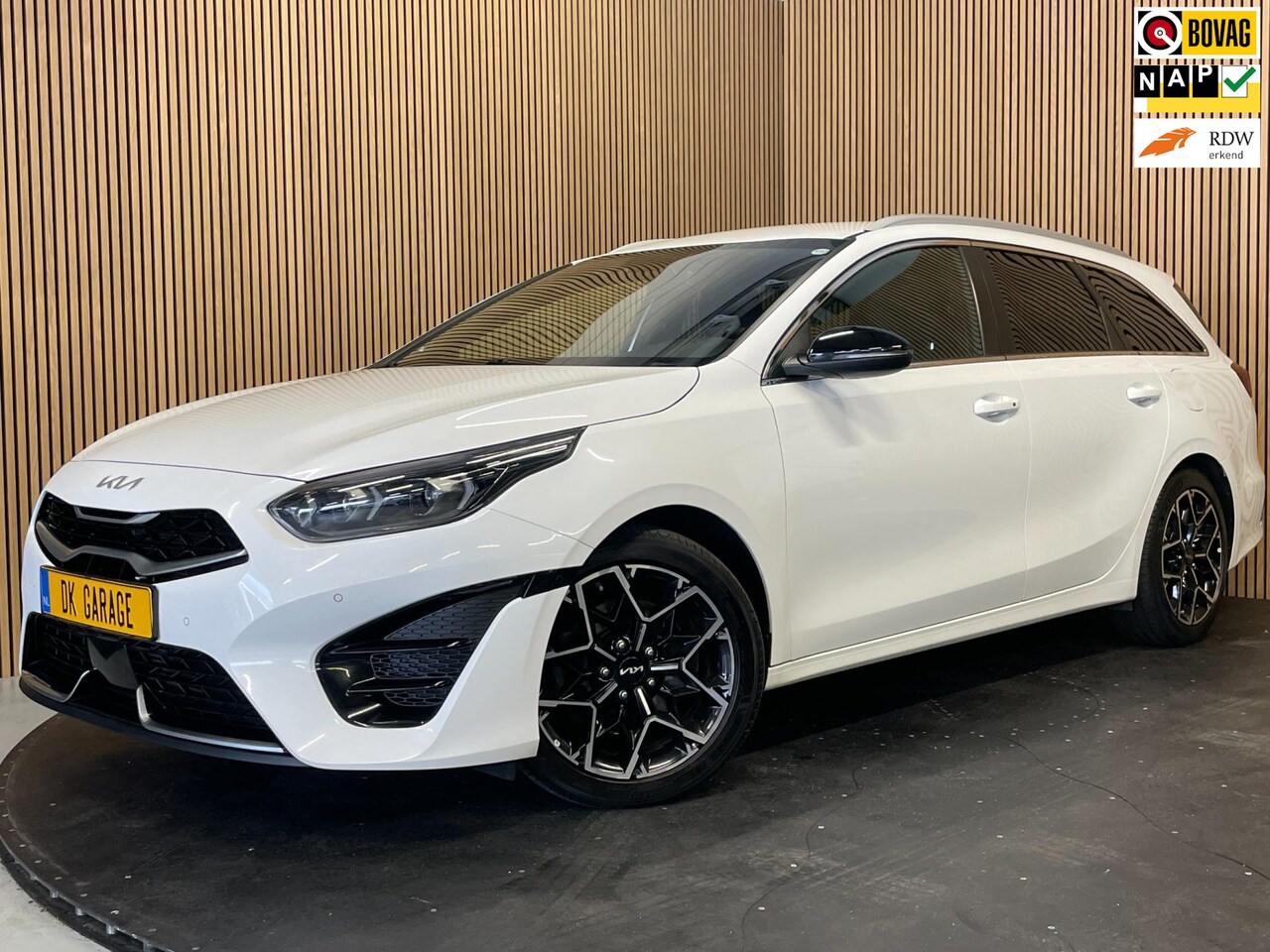 Kia Cee'd Sportswagon - Ceed 1.5 T-GDi GT-Line|160PK|AFN. TREKHAAK|1/2 LEDER|ACC|STOEL-,STUURVERW|CARPLAY|CAMERA|C - AutoWereld.nl