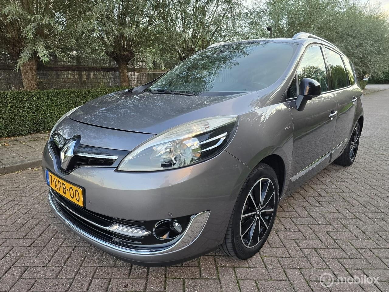 Renault Grand Scénic - 1.2 TCe Bose 7p. Camera - AutoWereld.nl