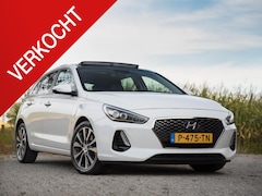 Hyundai i30 - 1.4 T-GDI Premium Pano ACC Keyless Stoelv