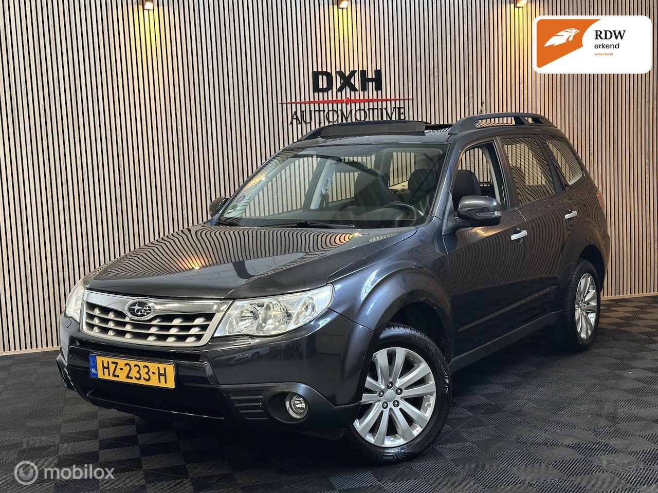 Subaru Forester - 2.0 Premium Plus AUT PANO XENON LEDER TREKHK - AutoWereld.nl