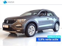 Volkswagen T-Roc - 1.5 TSI 150pk 7-DSG Style Business AUTOMAAT VIRTUAL CAMERA STOELV TREKHAAK