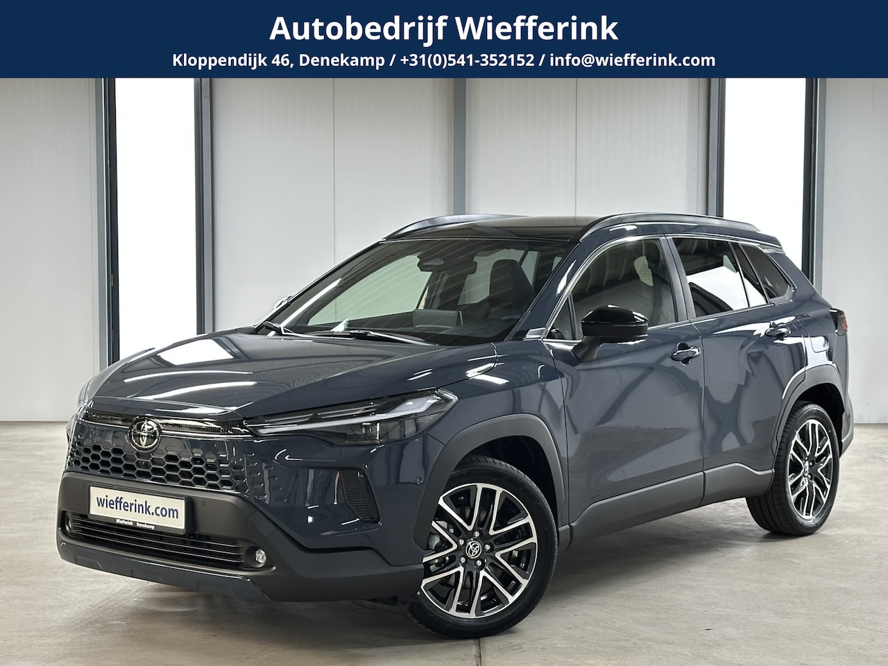 Toyota Corolla Cross - Hybrid 180 Executive | Leder | Pano | JBL | Camera | - AutoWereld.nl