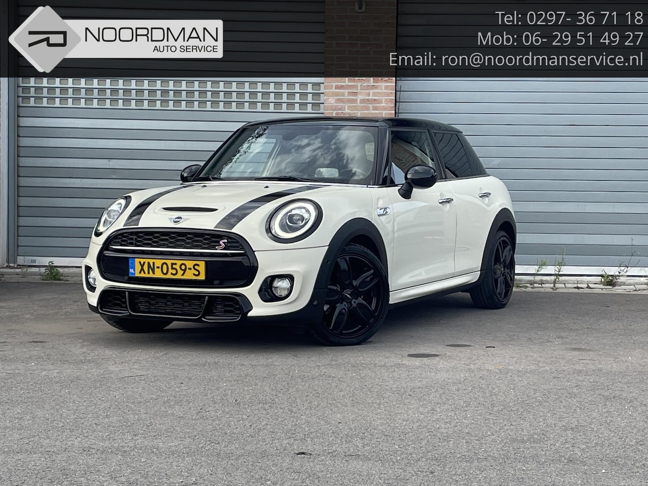 MINI Cooper S - Mini 2.0 Knightsbridge Edition Panoramadak | JCW stuur | Automaat - AutoWereld.nl