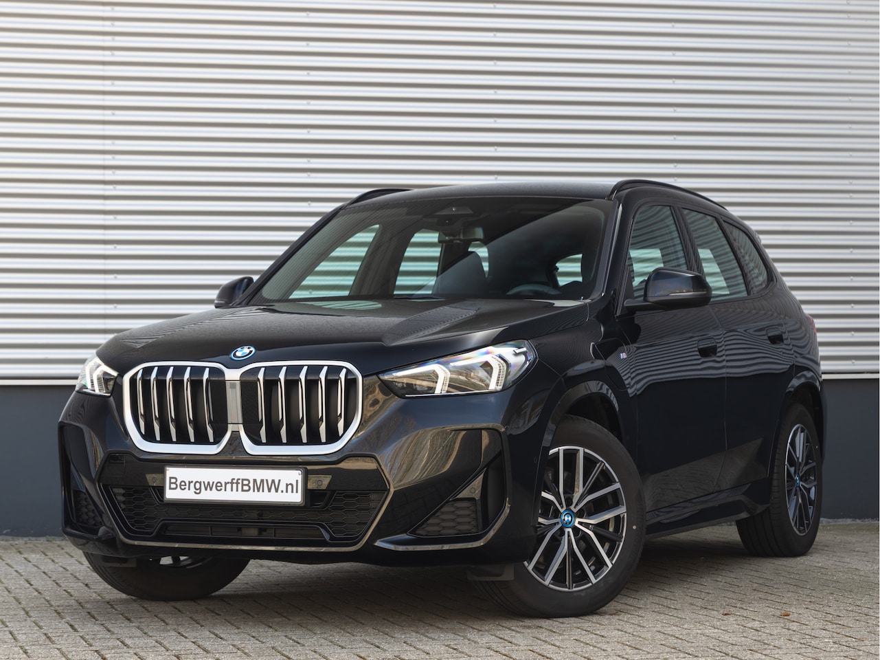 BMW X1 - xDrive25e M-Sport - Driving Ass Plus - Stoelverwarming - Parking Ass - AutoWereld.nl