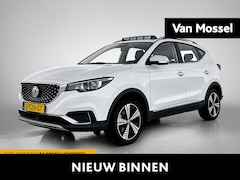 MG ZS - EV Luxury 45 kWh | PANORAMADAK | LEDER | APPLE CARPLAY | ACHTERUITRIJCAMERA | CLIMATE CONT