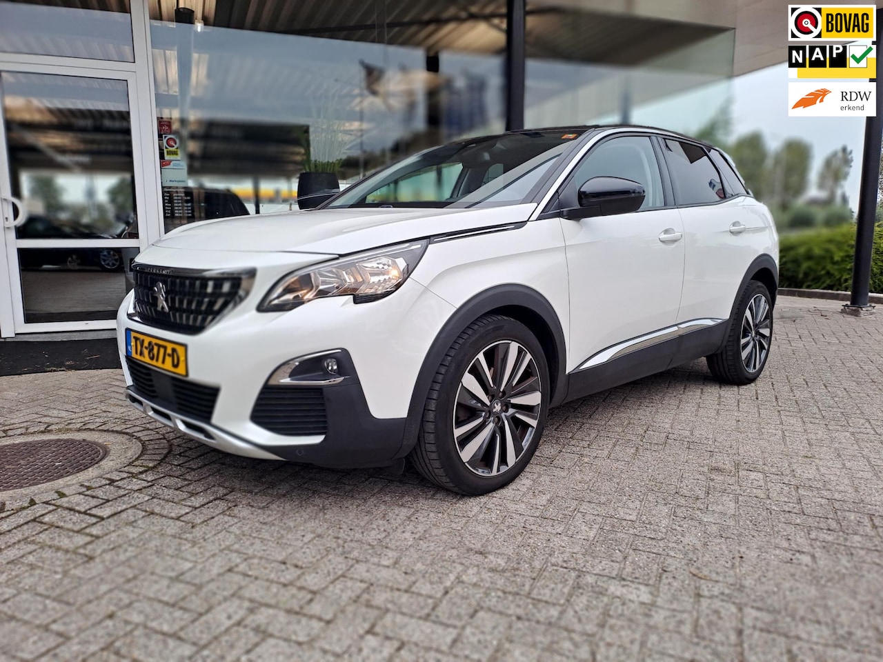 Peugeot 3008 - 1.2 PureTech Blue Lease Premium 1.2 PureTech Blue Lease Premium NIEUWSTAAT!! - AutoWereld.nl