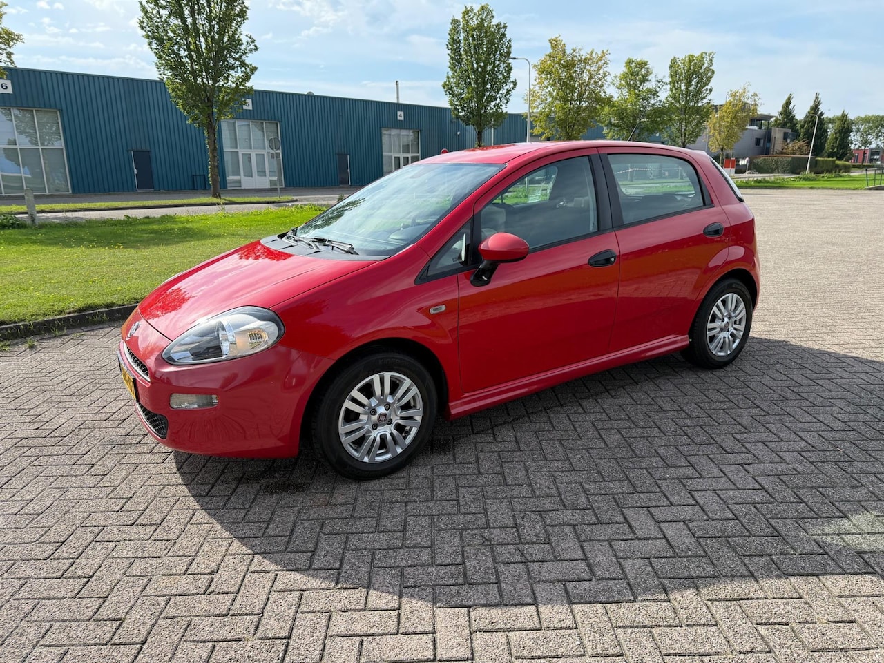 Fiat Punto Evo - 0.9 TwinAir Street Airco 5 deurs - AutoWereld.nl