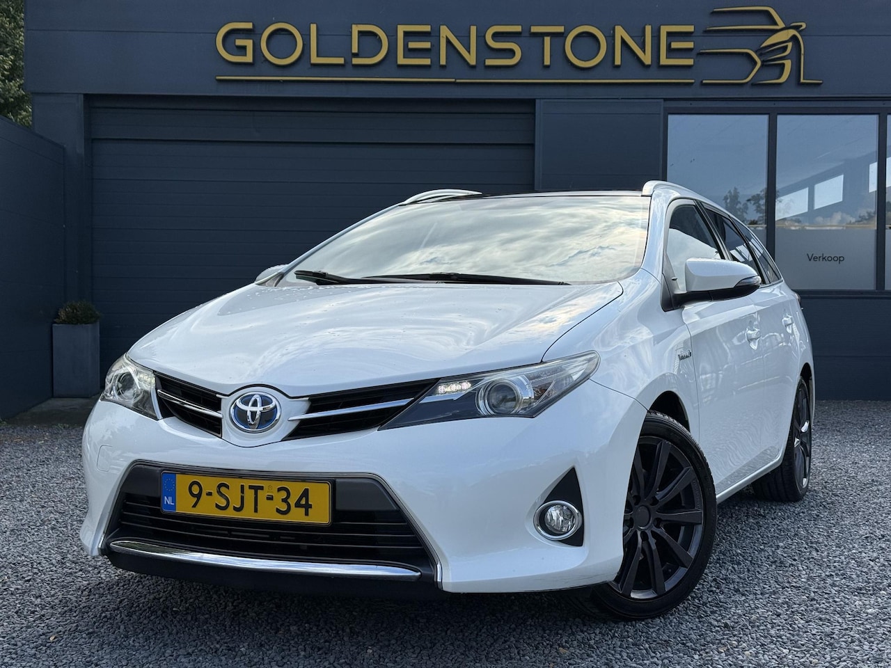 Toyota Auris Touring Sports - 1.8 Hybrid Lease 1e Eigenaar,Dealer Onderhouden,Pano,Navi,Trekhaak,Clima,Cruise,Lm velgen, - AutoWereld.nl