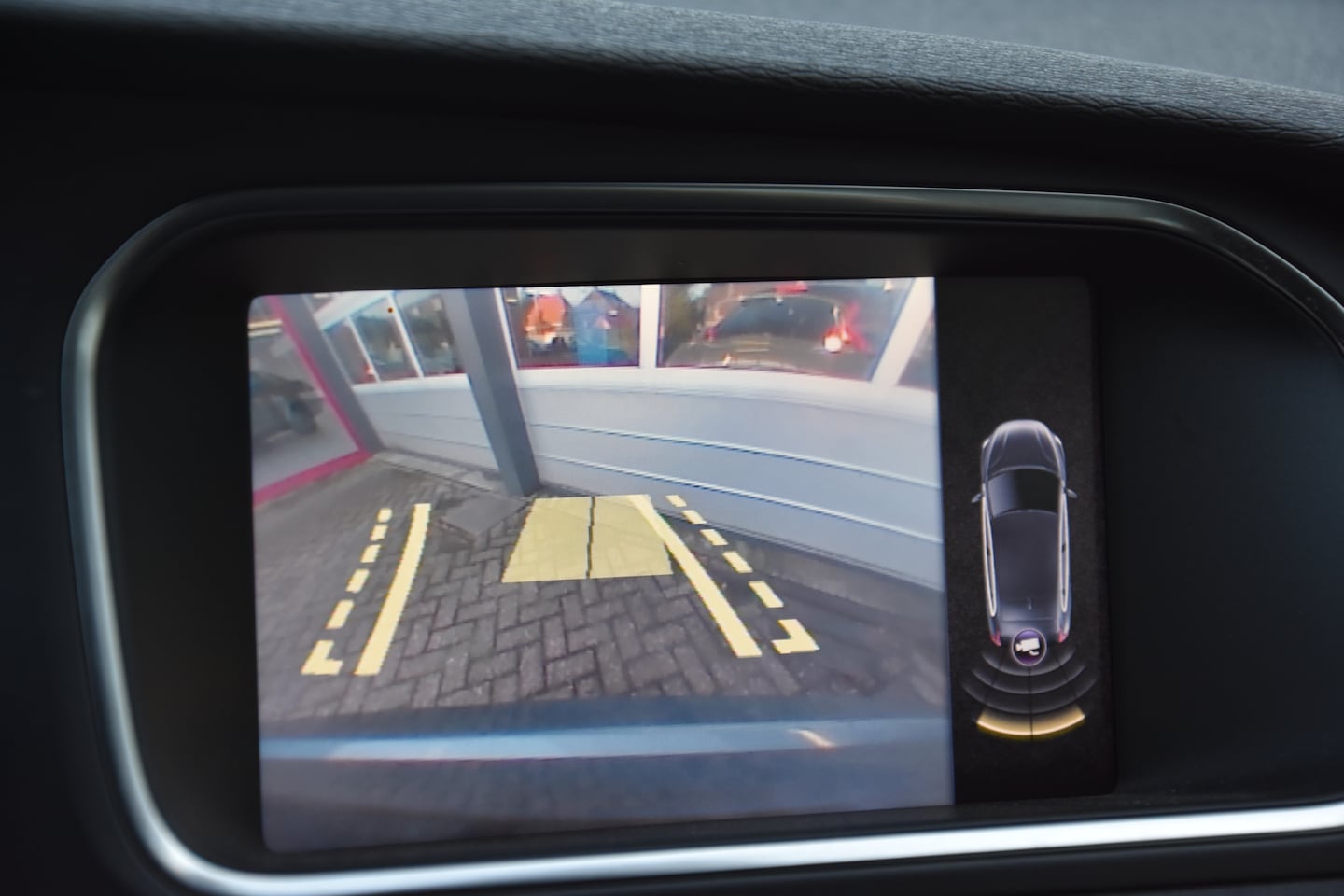 Volvo V40 - 1.6 D2 Momentum