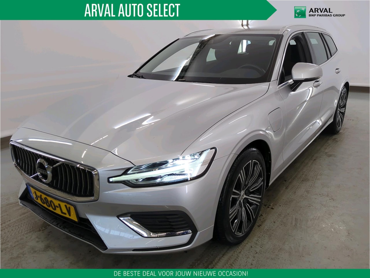 Volvo V60 - 2.0 T6 340pk Recharge AWD Business Pro PHEV | Driver Assist | 18" | Adaptive Cruise Contro - AutoWereld.nl