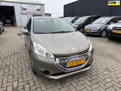 Peugeot 208 - 1.4 e-HDi Active|Automaat