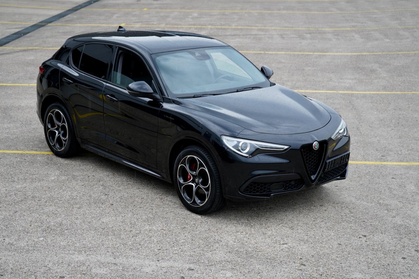 Alfa Romeo Stelvio - 2.0 T AWD Veloce 2.0 T AWD Veloce - AutoWereld.nl