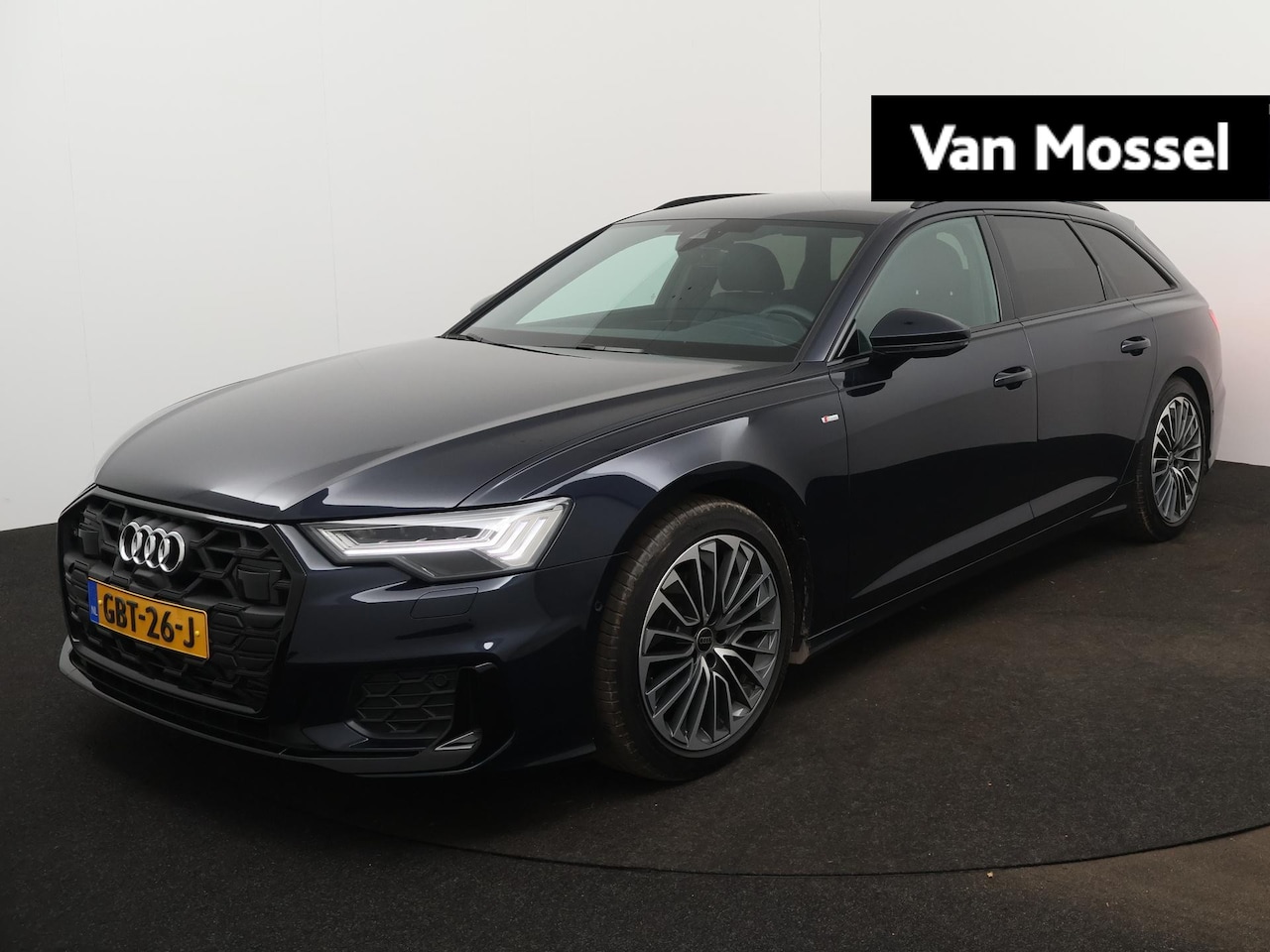 Audi A6 Avant - 40 TFSI S edition Competition 204 PK | S-line | Automaat | Navigatie | 360 Camera | Parkee - AutoWereld.nl