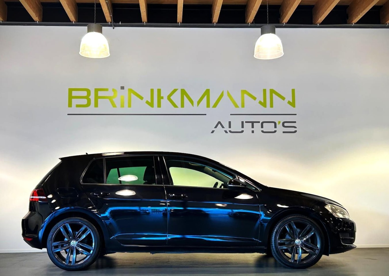 Volkswagen Golf - 1.4 TSI ACT Highline - Aut. - Sport Chass. - Erg. Stoelen. - AutoWereld.nl