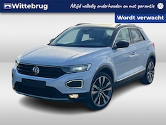 Volkswagen T-Roc - 1.5 TSI 150pk DSG Sport / Carplay / Panoramadak / 19" velgen