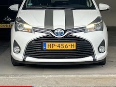Toyota Yaris - 1.5 Hybrid Trend Automaat, Airco, LED, NAP