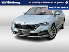 Skoda Octavia Combi - 1.4 TSI iV 204pk PHEV Style DSG Automaat / Navigatie / LED Plus / Half leder / LM 18 inch