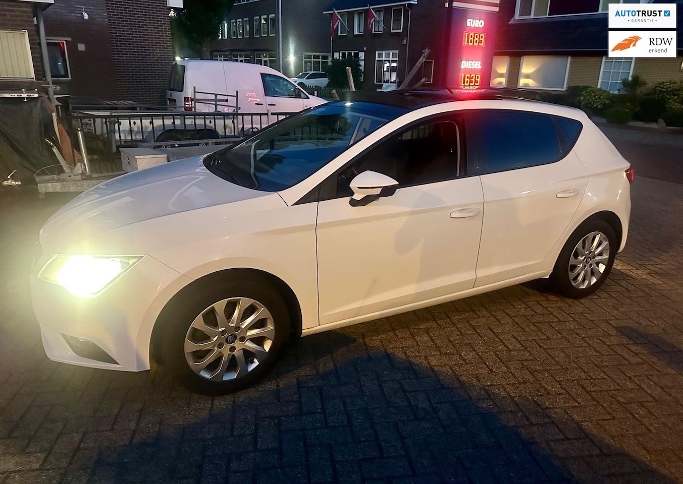 SEAT Leon - 1.4 TSI Style NIEUWE TYPE - AutoWereld.nl