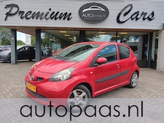 Toyota Aygo - 1.0-12V 5drs, dealeronderhouden, LMV|nw apk, voorbanden, remmen etc|
