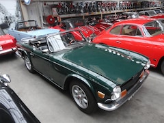 Triumph TR6 - Soft Top TR6 Pi (petrol injection)