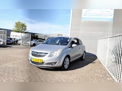 Opel Corsa - 1.4-16V Cosmo
