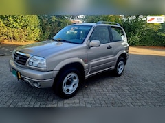 Suzuki Grand Vitara - 1.6 Metal Top Wide Body